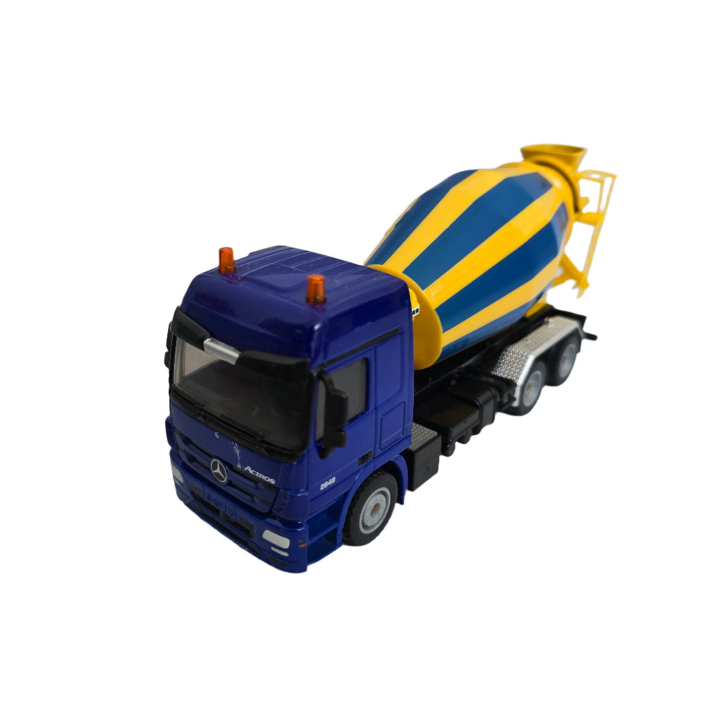 Siku, The tipper truck is used to transport cement to the construction site. The 1:50 model with Liebherr body is fitted on a 3-axle chassis with Mercedes-Actros drivers cabin this model can easily do the job! The drum rotates and features a distinctive striped design. The discharging drum rotates and can be extended using the two supplied components.