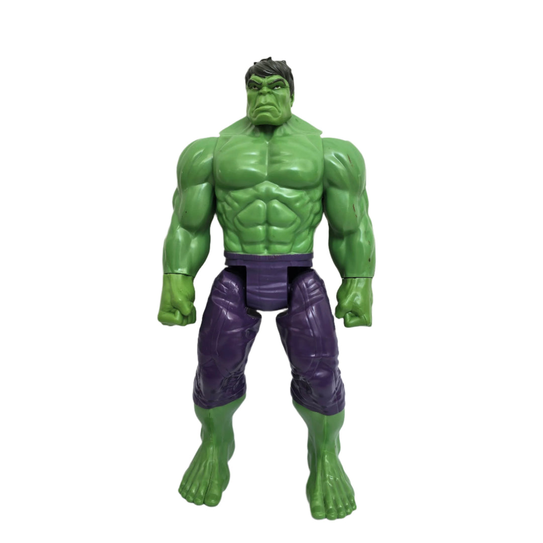 Hasbro, Hulk is a mountain of sheer destructive force with strength beyond anything the world has ever seen! Towering in at 12 inches tall, this Hulk figure is a bulked-up, gamma-powered force to be reckoned with! Create giant-sized action figure battles with the Marvel Titan Hero Series! These Super Heroes are ready to team up in combat to save the world! Each Marvel Titan Hero Series figure is 12 inches tall and has basic articulation. Copyright 2015 Marvel. Hasbro and all related terms are trademarks of 