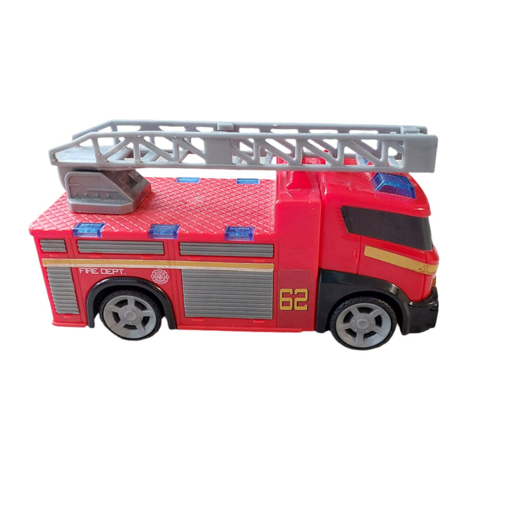 Teamsterz, This Fire Engine truck Toy is perfect for any budding Firefighter. Your little one can become the next best Firefighter around. Let their imaginations run wild, as they rush to the rescue to put out the fire and save everyone from that blazing building. With the extendable ladder that can get to all those tricky places, you can ensure your child leaves no one behind. This is the ideal toy for any child with the ambitions of joining the Fire service