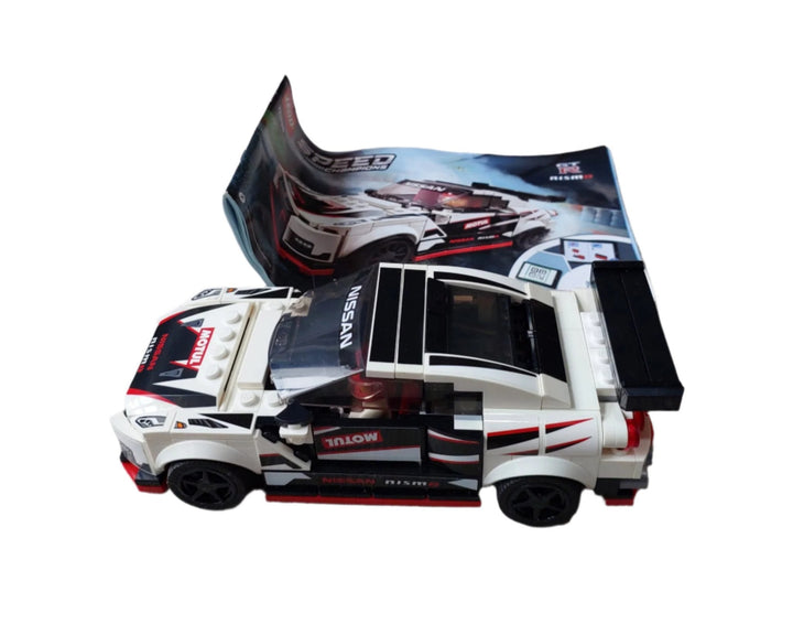 Lego, Lego Speed Champions Nissan GT-R, A highly detailed and buildable LEGO replica of the beloved Nissan GT-R NISMO. Car fans will love to build this LEGO version of the iconic Nissan GT-R NISMO to proudly display or use to stage races.