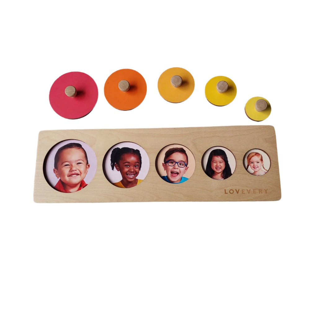 Lovevery, Circle Of Friends Puzzle (Babbler Play Kit), Lovevery Circle of Friends Puzzle from the Babbler Play Kit. A series of circles is the right challenge for your toddler at this stage.