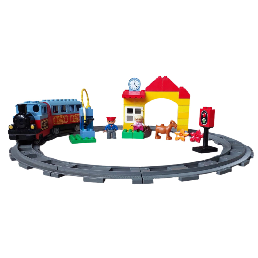 Introduce your child to the world of trains and building with the lego® duplo® My first train set. Create the colorful steam train toy with sound effects, a passenger wagon, station with ticket window, fueling pump and signal. With a lot of DUPLO bricks and track, it's the perfect set for budding builders and hours of train-themed creative play.