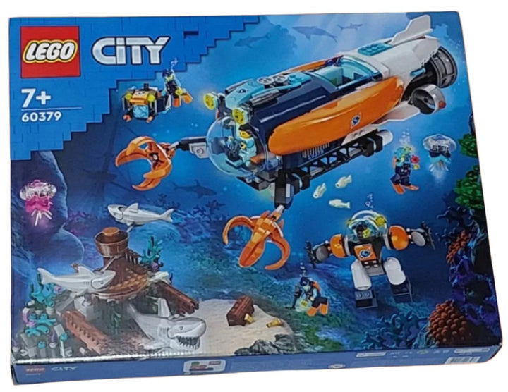 LEGO City Exploration 60379 Deep-Sea Explorer Submarine (842 Pieces), Lego, This 7+ playset includes a pictorial building guide and instructions in the LEGO Builder app – an amazing digital guide that enables kids to explore and save virtual playsets, track their own building progress, zoom in and rotate and view models from all angles while they build. Cool toys for budding explorers LEGO City playsets come with cool vehicles, realistic structures and fun characters for hours of imaginative play.