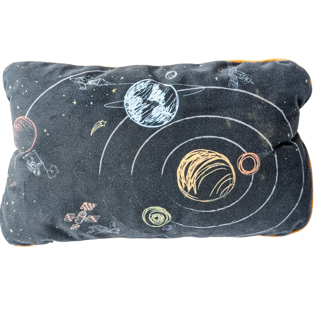 Deer Industries, Wobbel Pillow Original Space, Cognitive & Motor Skills Development, eaturing a beautiful space print, the Wobbel Pillow Original is super-soft with velvety fabric and durable foam and is the perfect addition to your little one's Wobbel Board for the ultimate chill session. Pair the pillow with the deck