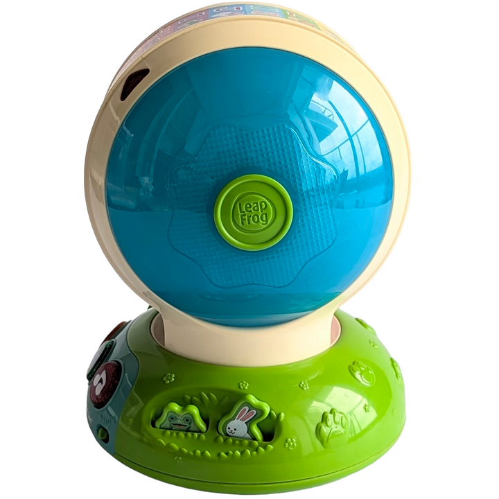 Leapfrog, Spin & Sing Alphabet Zoo, Sensory & Language Development, While the ball spins, listen to beads and watch animated light-up LED colors. Slide the bee or press the frog and rabbit buttons for surprise actions that develop motor skills.