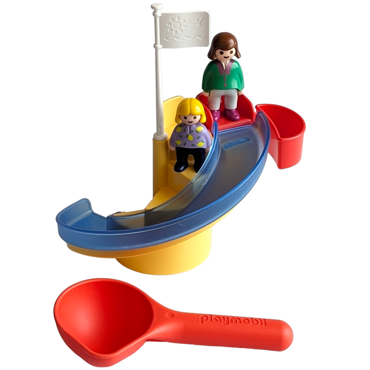 Play Mobil, 123 Water Slide Multicolour, Cognitive and Motor Skills Development, Slide fun with the water slide! Slide the figures by pouring water with the ladle into the container next to the seat. Can be combined with 70267 Happy Waterway & 70268 Waterwheel with Carousel. Dimensions slide with flag: 20 x 16 x 20 cm (LxDxH).
Summer, sun and water fun - simply belong together. With the PLAYMOBIL 1.2.3 AQUA Water Slide, even more fun is added to the splashing pleasure. First you go up on the slide, then yo