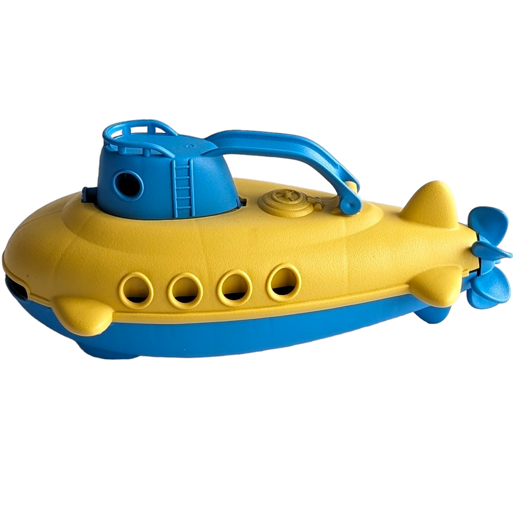 Green Toys, Submarine, Creative & Imaginative Play, Take the helm of the My First Green Toys™ Submarine for a nautical journey to help protect the planet! Submerge it underwater to explore the terrain at the bottom of the tub, and let it resurface to scan the horizon in search of the next earth-friendly adventure. Made in the USA from 100% recycled plastic that saves energy and reduces greenhouse gas emissions, this sturdy watercraft features a spinning rear propeller, a flat bottom for added stability